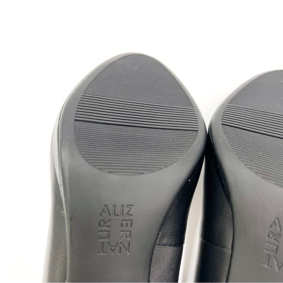 Naturalizer Womens Size 7 Michelle Classic Black Leather Heels Pumps Shoes - Picture 11 of 16